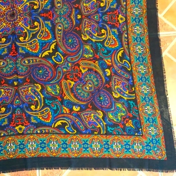 New Women’s Burdines Sunshine Fashions Italian Made Polyester Scarf/Pashmina - Picture 4 of 9